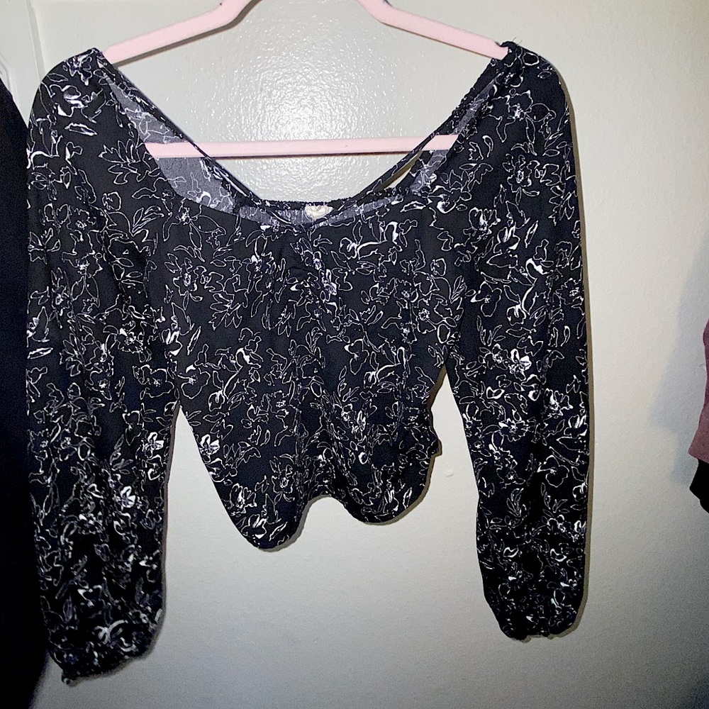 Woman’s blouse